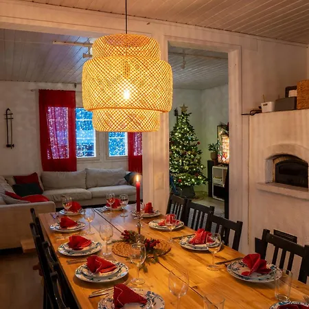 Apartment Heritage House Taimela - For Big Families *